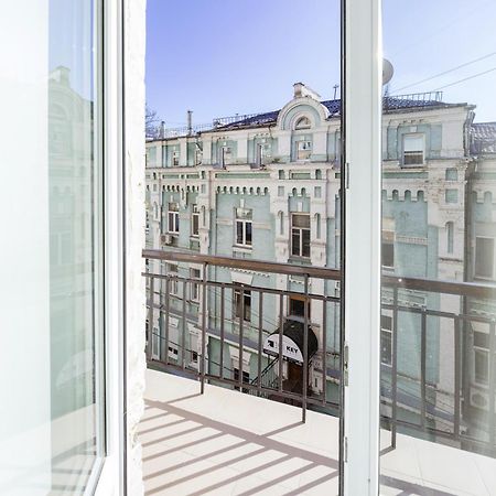 Apart Hotel Maidan Kiev Bagian luar foto