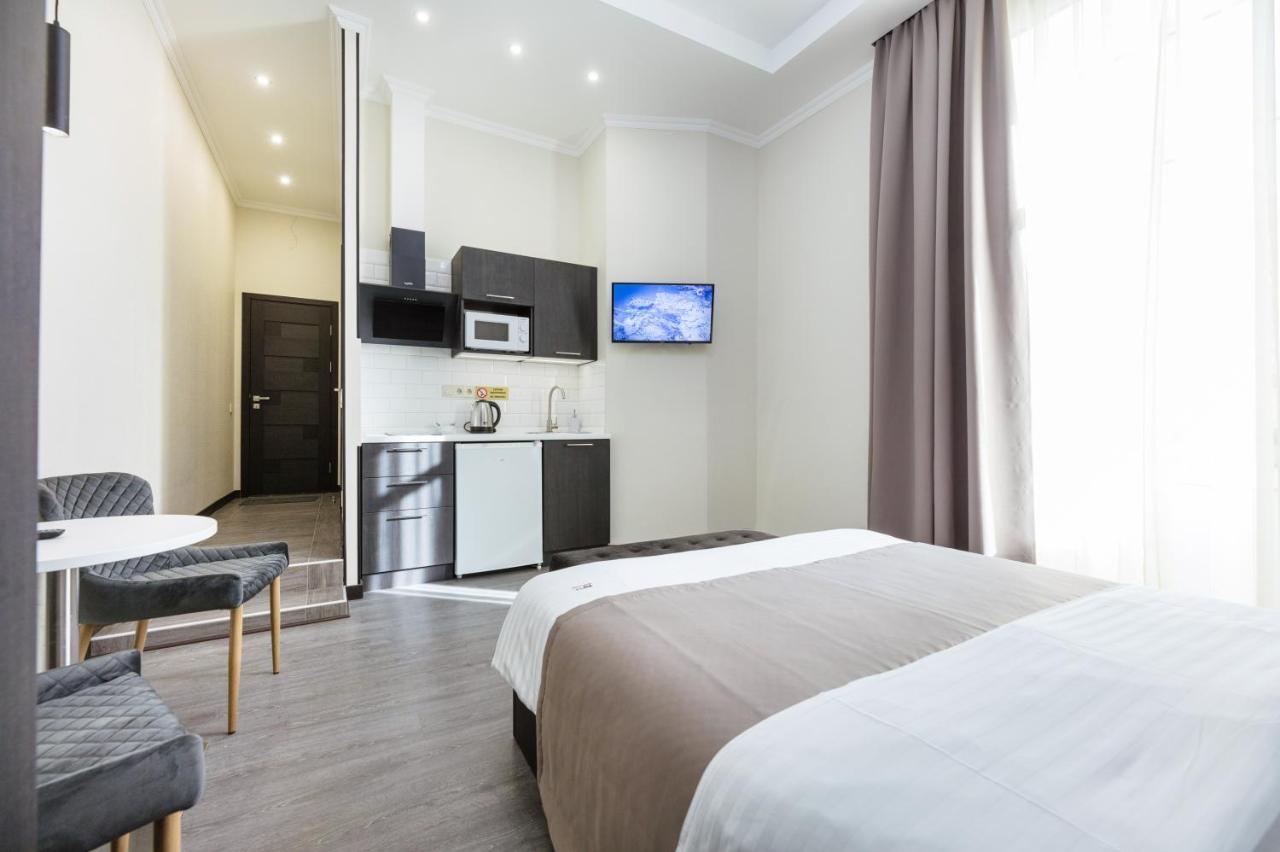Apart Hotel Maidan Kiev Bagian luar foto