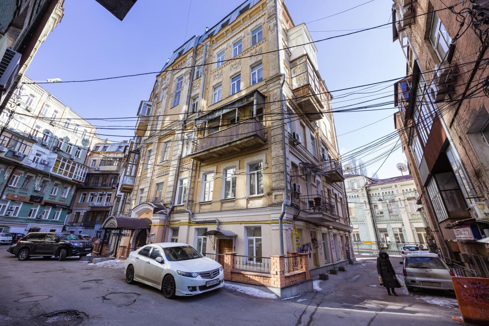 Apart Hotel Maidan Kiev Bagian luar foto